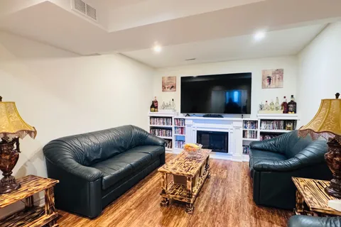 274 Edgehill Drive, ON L4N 7W9