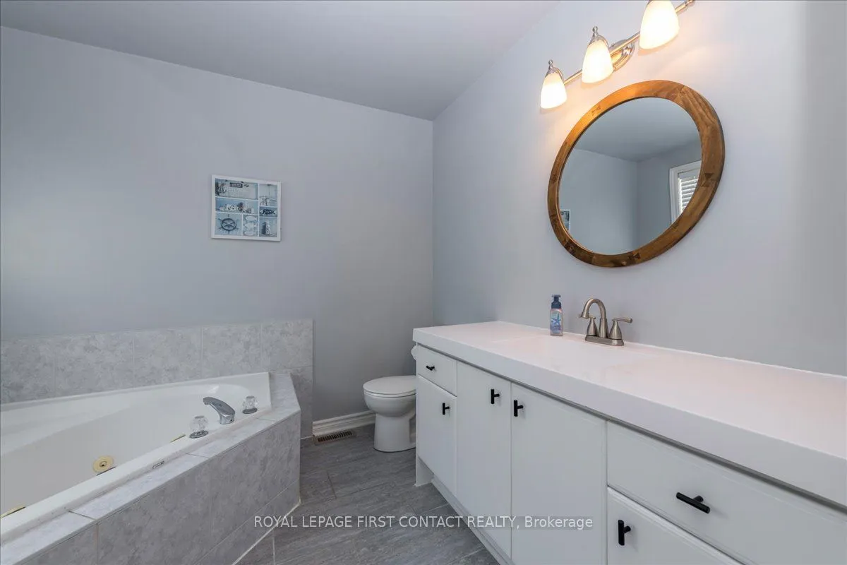 26 Kenwell Crescent, ON L4N 0A4