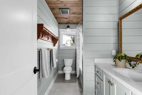 4382 Uhthoff Line, ON L3V 8B7