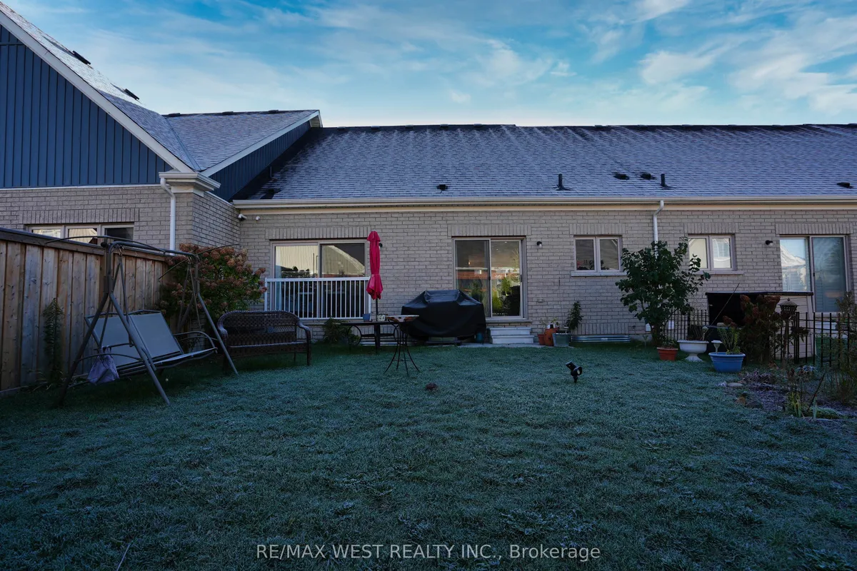 22 Bianca Crescent, ON L9Z 0H7