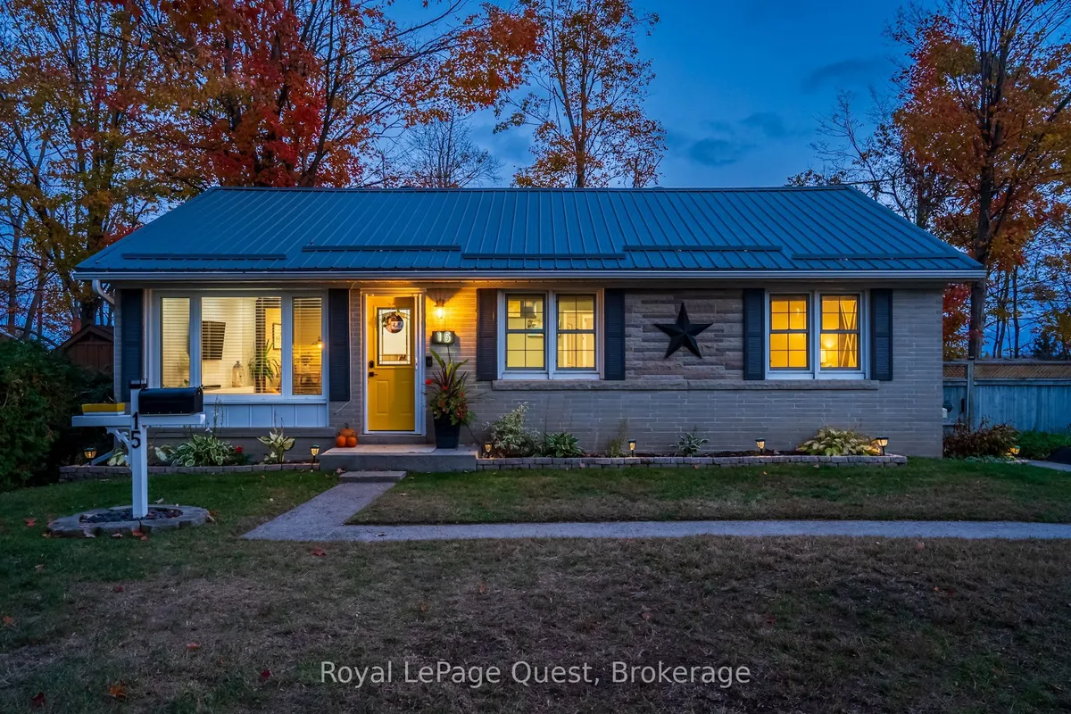 15 Karen Crescent, ON L3V 3H2