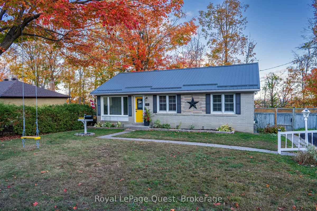 15 Karen Crescent, ON L3V 3H2