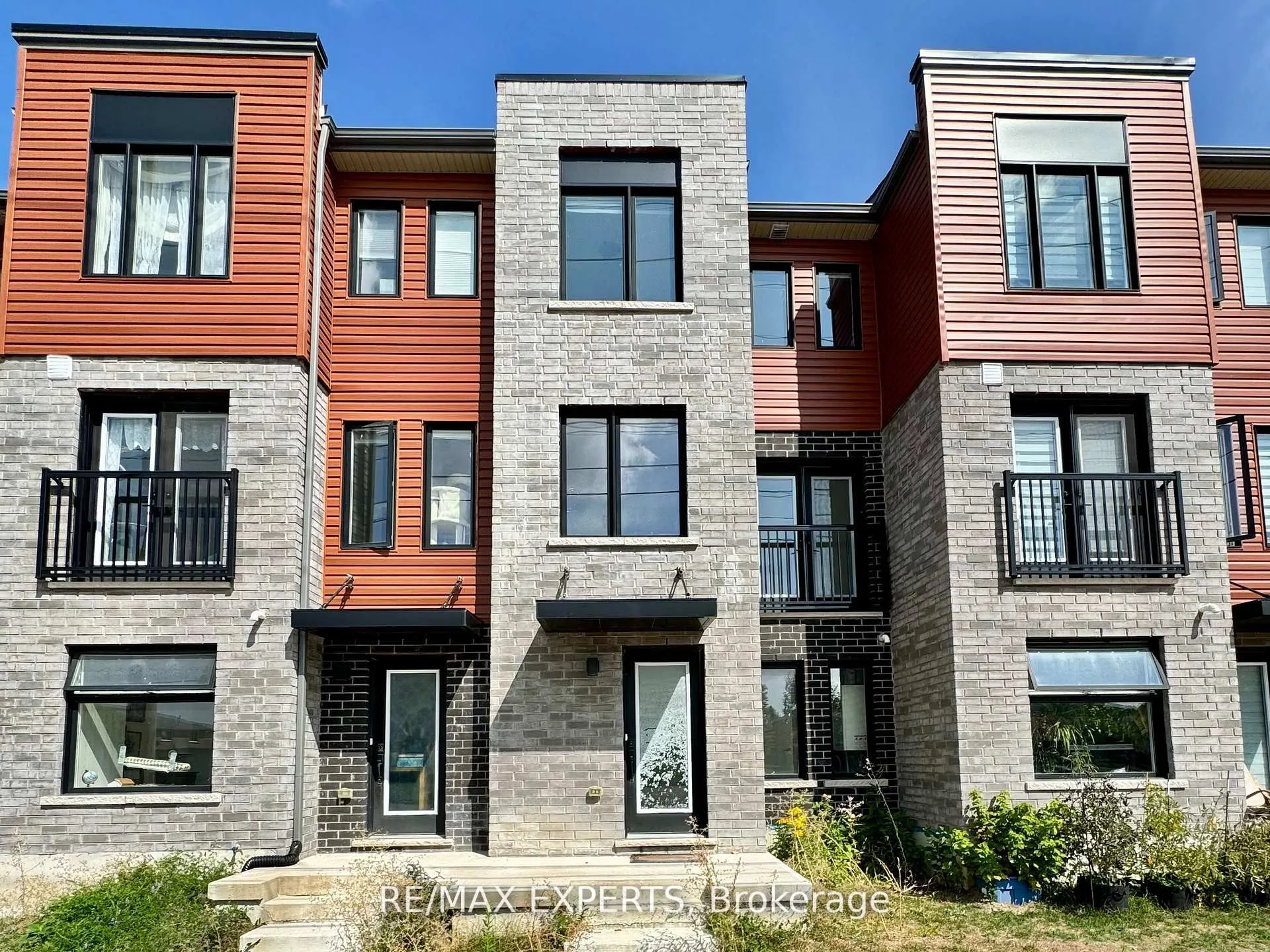 67 Fairlane Avenue, ON L9J 0N1