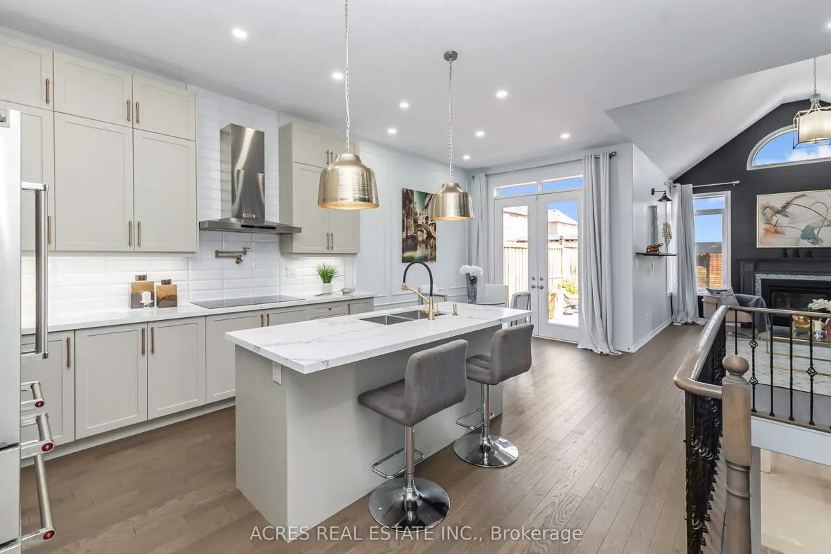 96 Redmond Crescent, ON L9X 1Z8