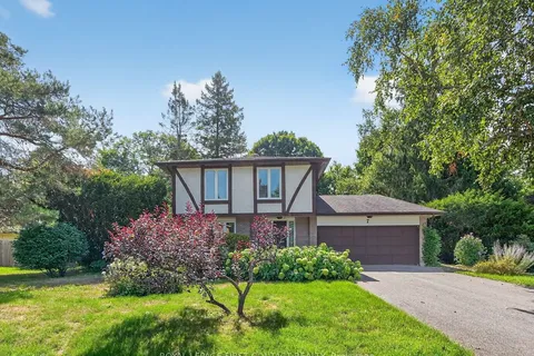 7 Maplecrest Road, ON L9X 0P8