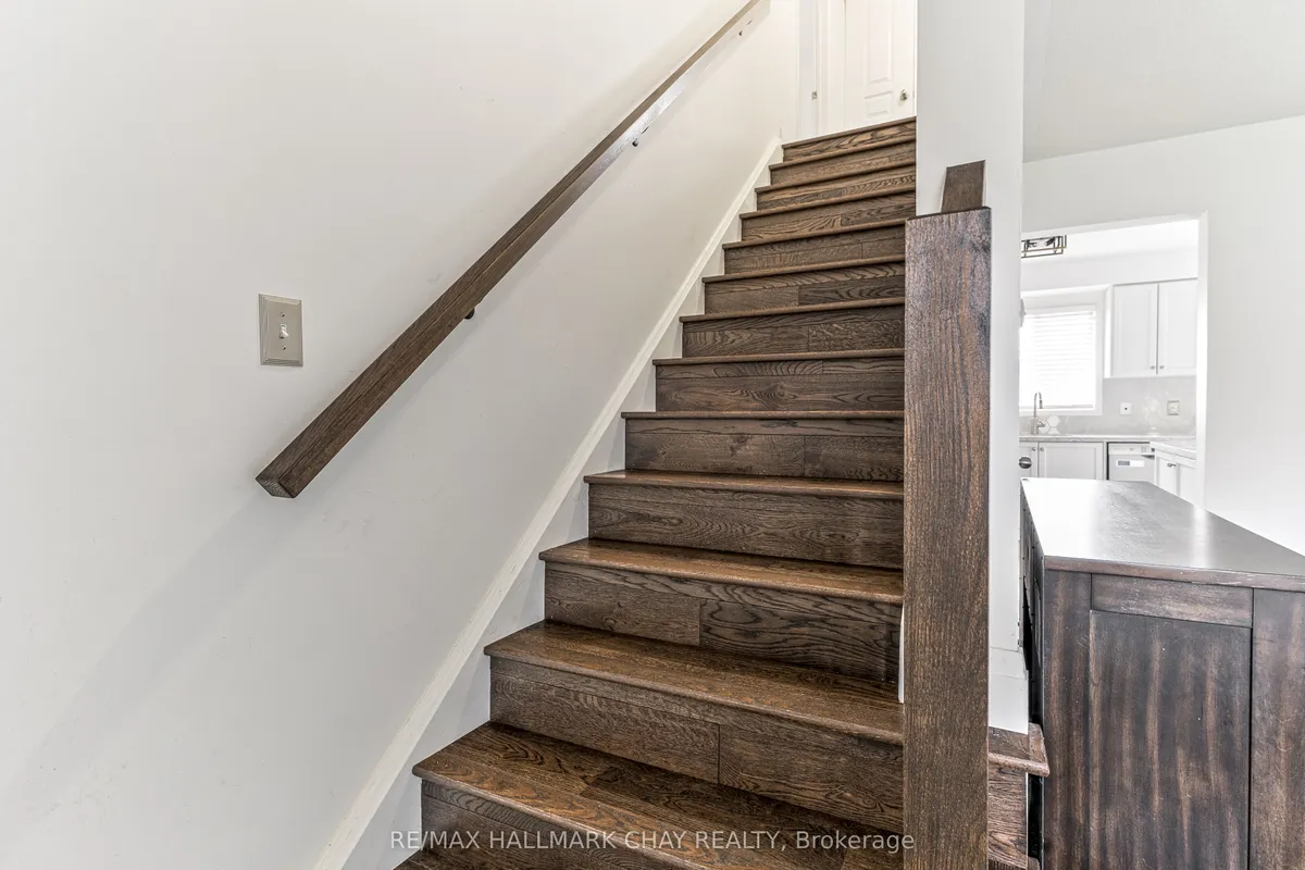 135 Trevino Circle, ON L4M 6T8