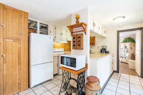 13 Cayuga Court, ON L0K 1E0