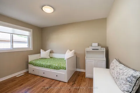 17 Bertram Drive, ON L0L 1P0