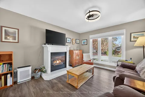 7 Batteaux Road, ON L0M 1P0