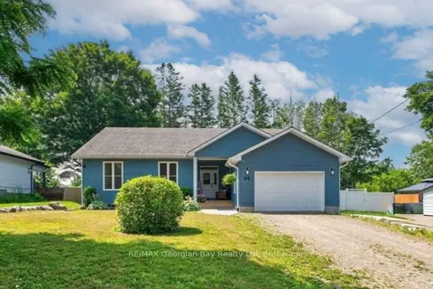 64 Broad Street, ON L9M 1G4