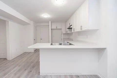 112 West Oak Trail, ON L9J 0L1