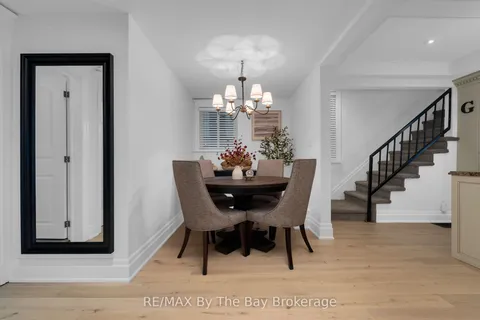 206 Centennial Drive, ON L4R 5J4