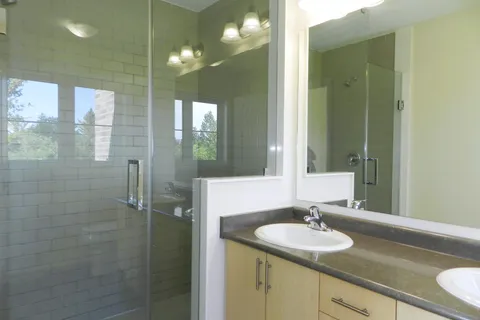 94 Turnberry Lane, ON L4N 6K7