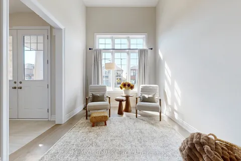 109 Bearberry Road, ON L9X 2C8