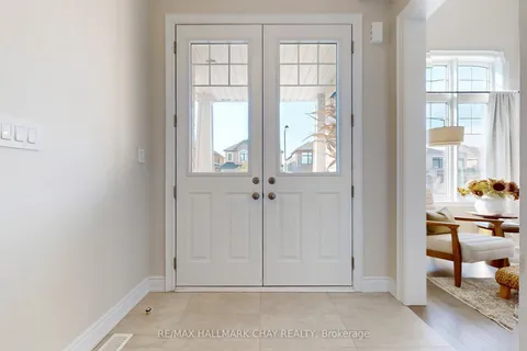 109 Bearberry Road, ON L9X 2C8