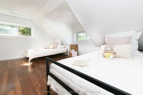 330 Laclie Street, ON L3V 4P3