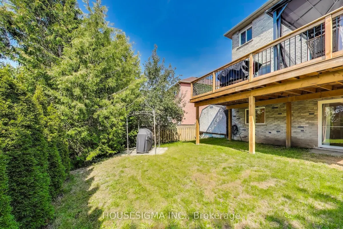 155 Cunningham Drive, ON L4N 5R3