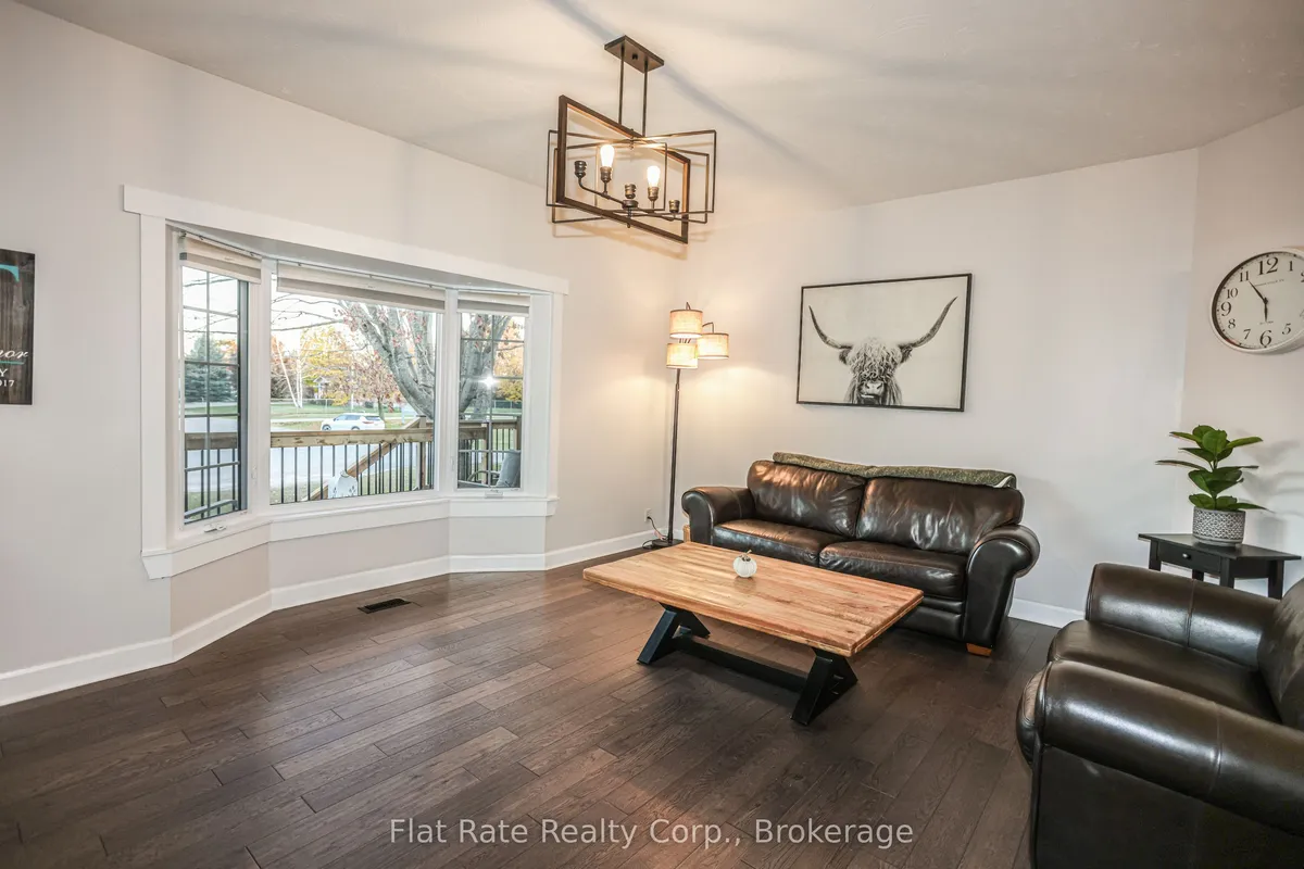 3 Perkin's Drive, ON L0L 2J0