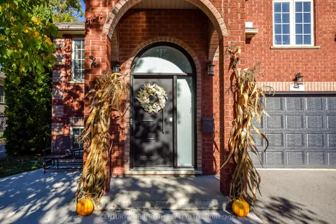 56 Monique Crescent, ON L4M 6Y4