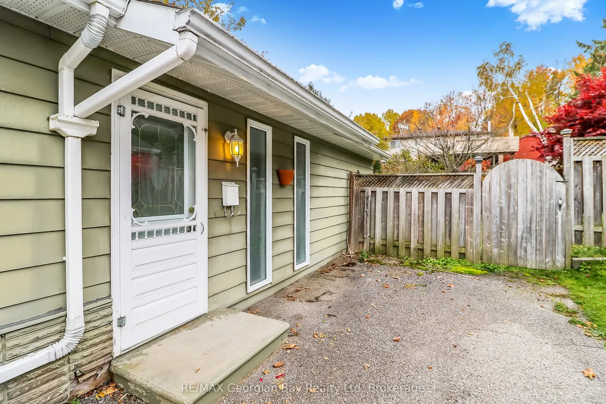 771 Birchwood Drive, ON L4R 2P8