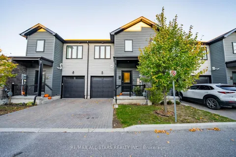 5 Stonehart Lane, ON L4M 7E8