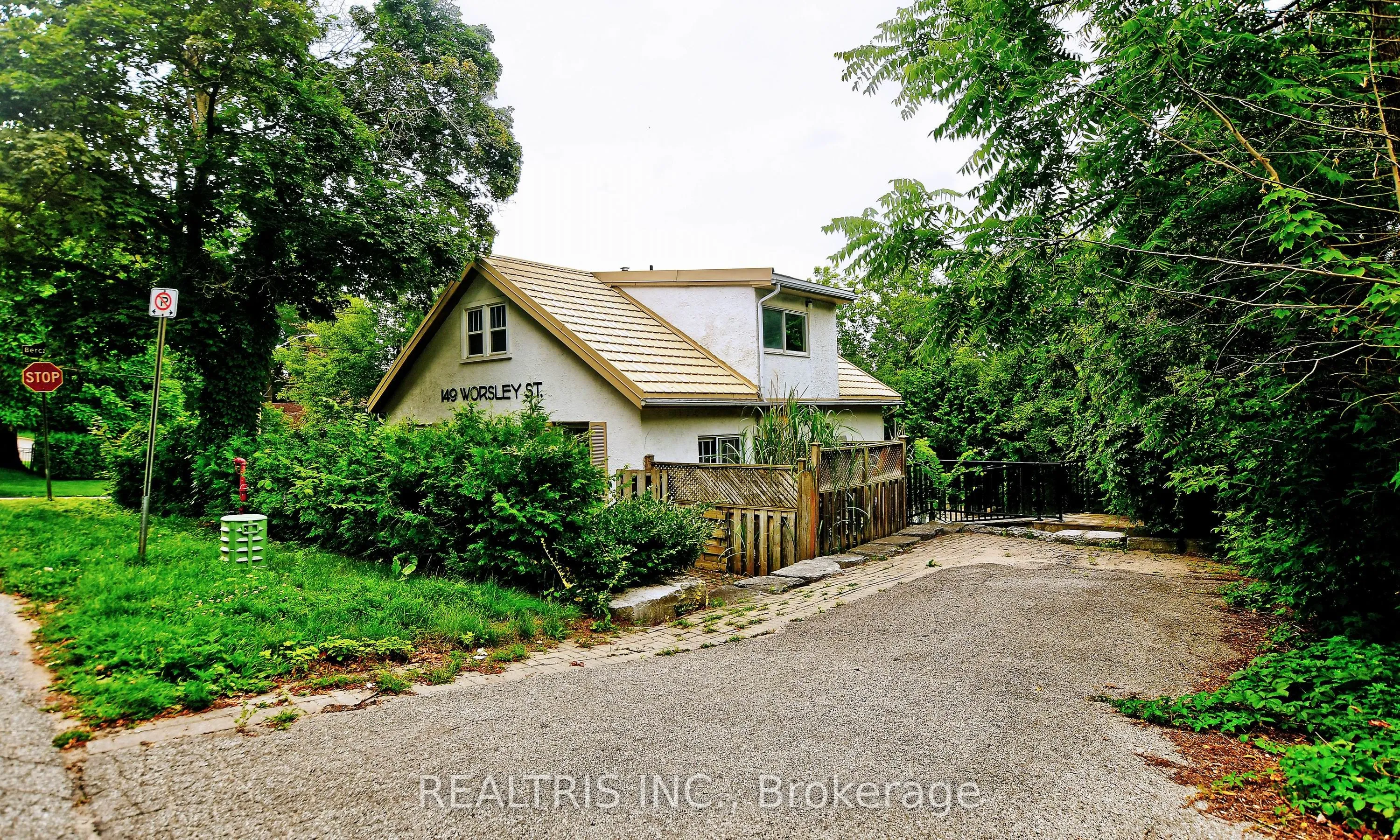 149 Worsley Street, ON L4M 1M3