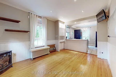 149 Worsley Street, ON L4M 1M3