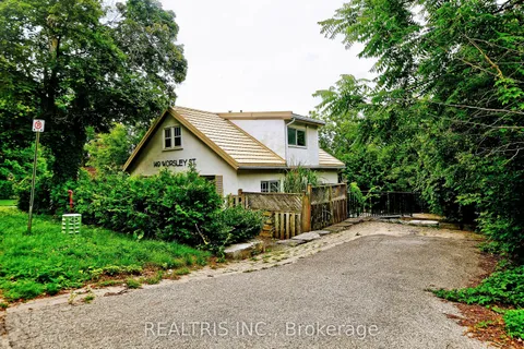 149 Worsley Street, ON L4M 1M3