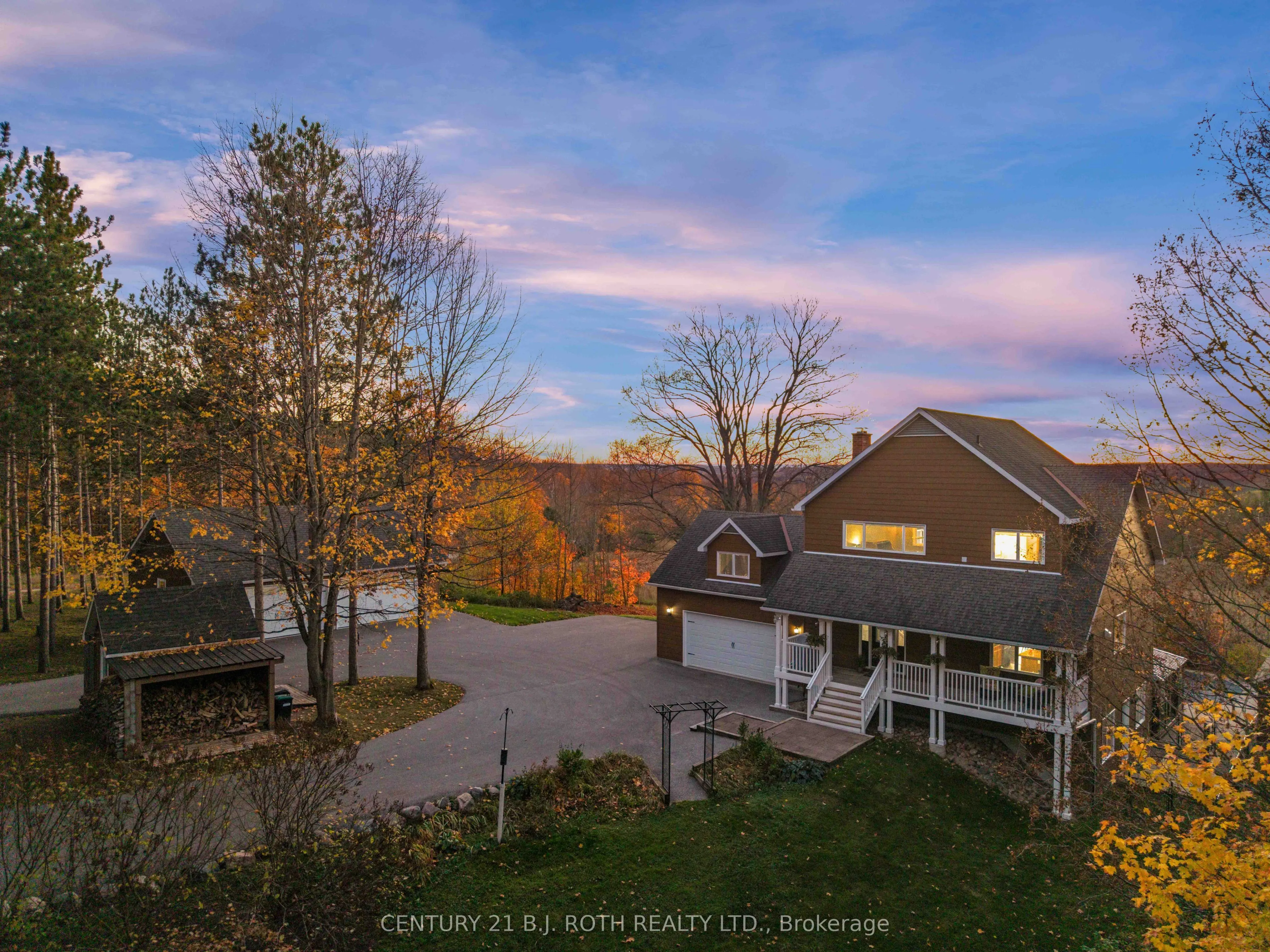 646 MOONSTONE RD W Road, ON L0L 1V0