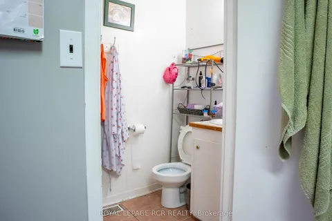 644 Bay Street, ON L4R 1L9