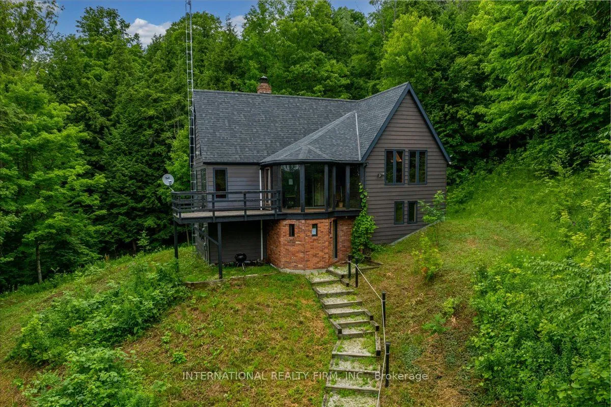 2445 Riverside Drive, ON L0M 1G0