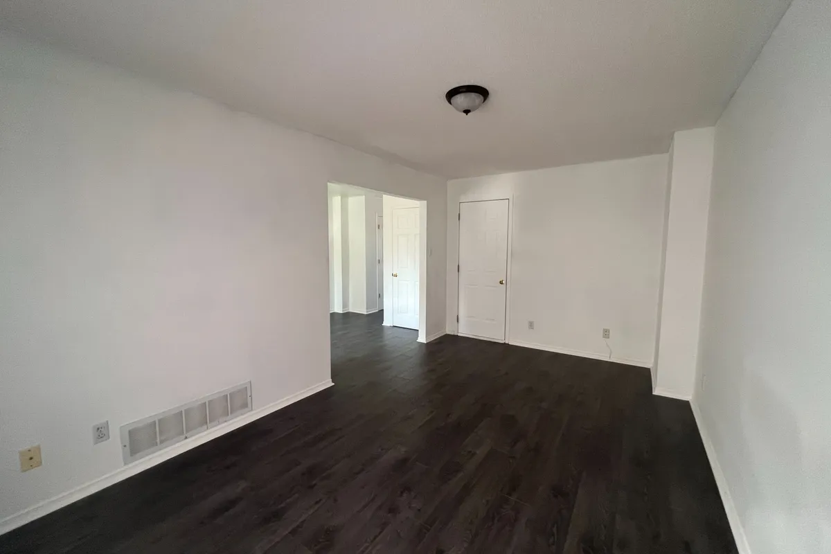 1 Charleson Drive, ON L4N 8N5