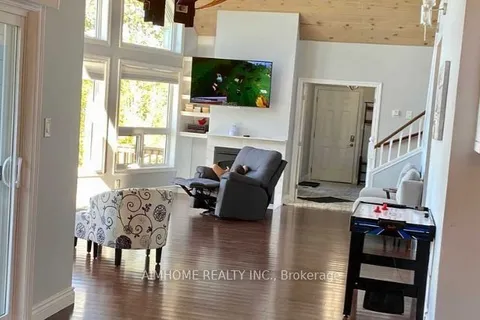 2858 LAKESHORE Road, ON L3V 6H1