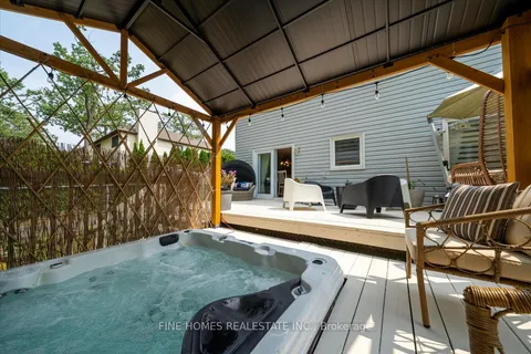 153 Browning Trail, ON L4N 6R2