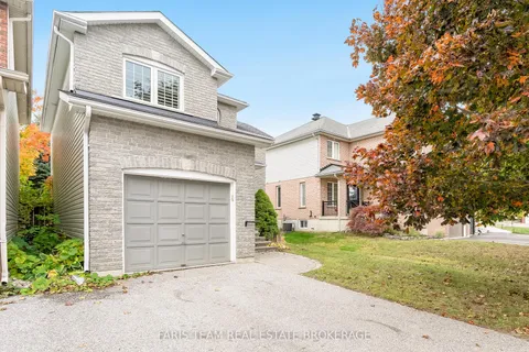 6 Julia Crescent, ON L3V 7Y9