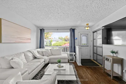 186 DUNEDIN Street, ON L3V 5T9