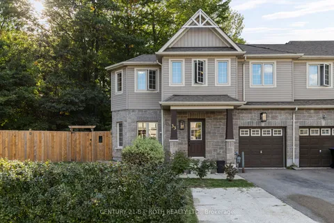 33 ARCADIA Road, ON L9Z 3C7