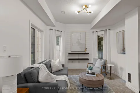 33 ARCADIA Road, ON L9Z 3C7