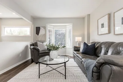 52 ROYAL BEECH Drive, ON L0L 2P0