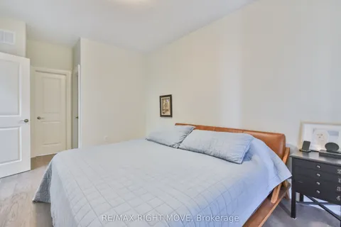 10 INVERMARA Court, ON L3V 0B7