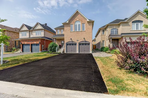 14 Charlemagne Avenue, ON L4M 0A9