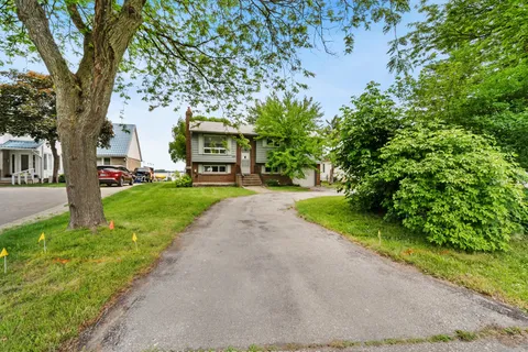 691 Glen Crescent, ON L3V 6R2