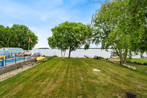 691 Glen Crescent, ON L3V 6R2