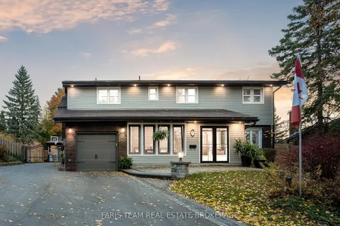 27 Garrett Crescent, ON L4M 5K7