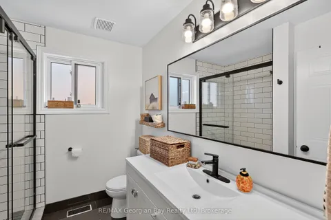 15 Lorne Avenue, ON L9M 1B1