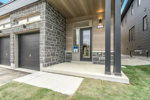 89 Berkely Street, ON L9Z 2N5