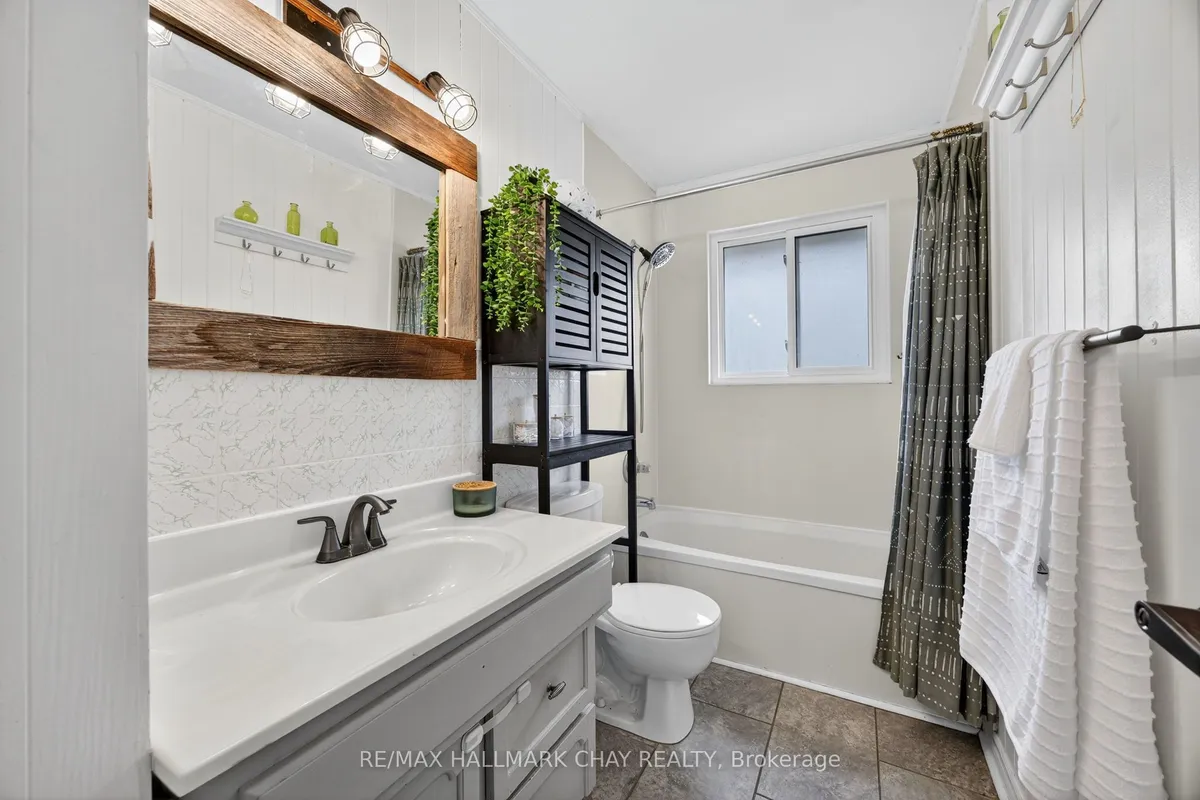 67 Simcoe Street, ON L3V 1G5