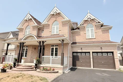 18 The Queensway N/A, ON L4M 7H6