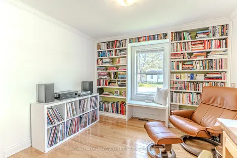 5 Newton Street, ON L4M 3N2