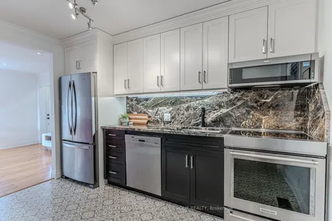 5 Newton Street, ON L4M 3N2